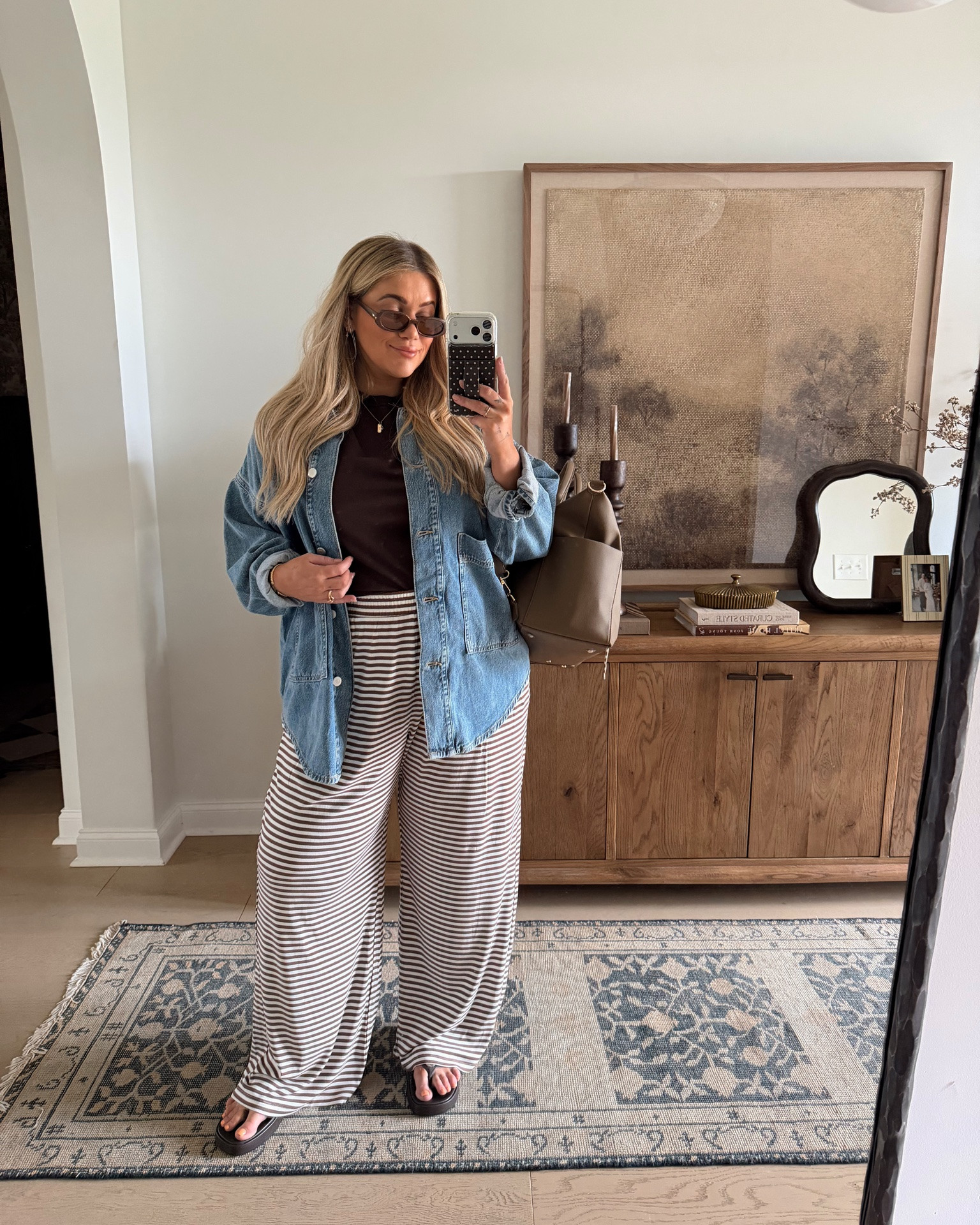 #AbercrombiePartner My go-to one piece when I want to feel a little more confident!!! Wore it a ton last season & now there’s a ton more colors + prints✨@abercrombie 

One piece swim- large
Cream shorts- XL
Brown long coverup dress- XL
Denim shorts- 34 
Button down- XL
Striped pants - XL 
Brown shirt - large 
Jeans — curve love 33 long 
White peplum - large