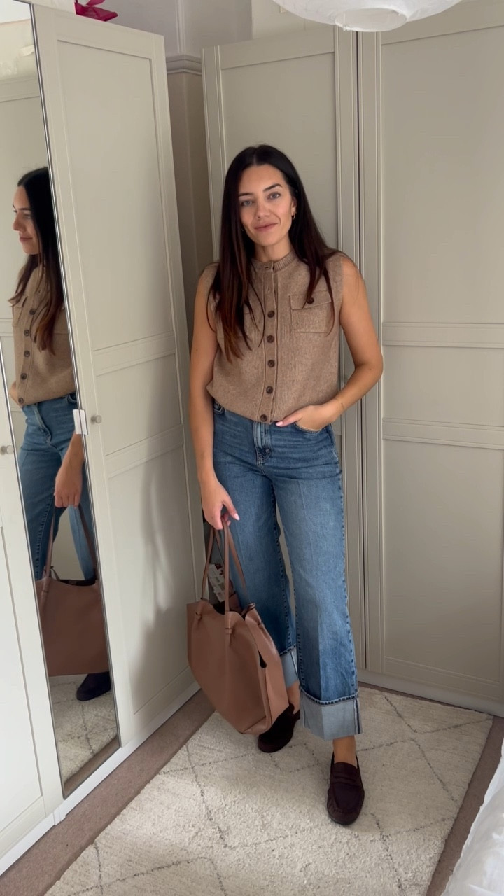 Simple everyday outfits fot Autumn. Comment SHOP to get the links sent straight to your DMs 🔗 

Just add a trench coat for an extra layer, perfect for these days that are cold one minute and warm the next!  



#LTKuk #LTKstyletip #LTKautumn