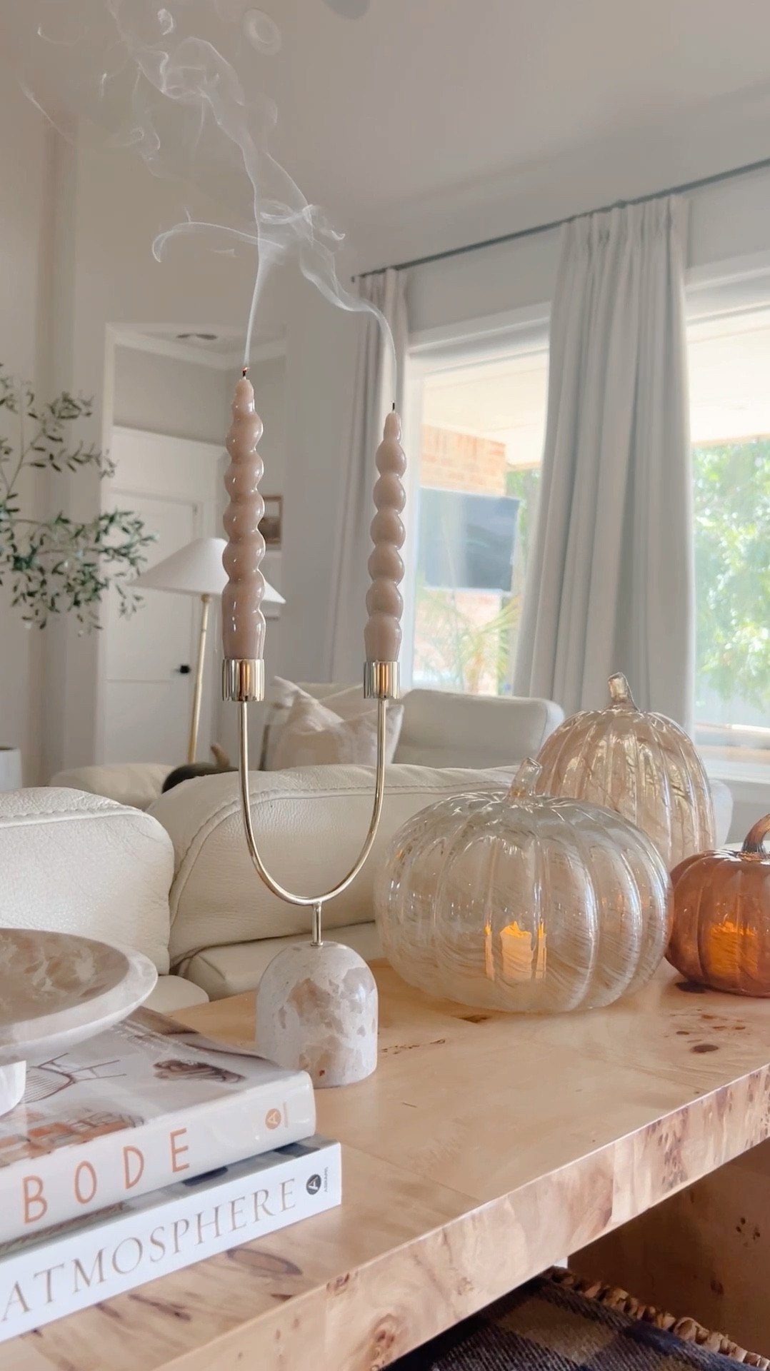 Pequeño toques de otoño #falldecor #amazonfinds #amazonhome 

#LTKFamily #LTKHome #LTKSeasonal