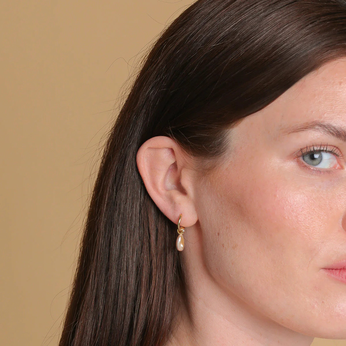 Pink Pearl Charm Gold Hoops | Astrid & Miyu Earrings | Astrid and Miyu