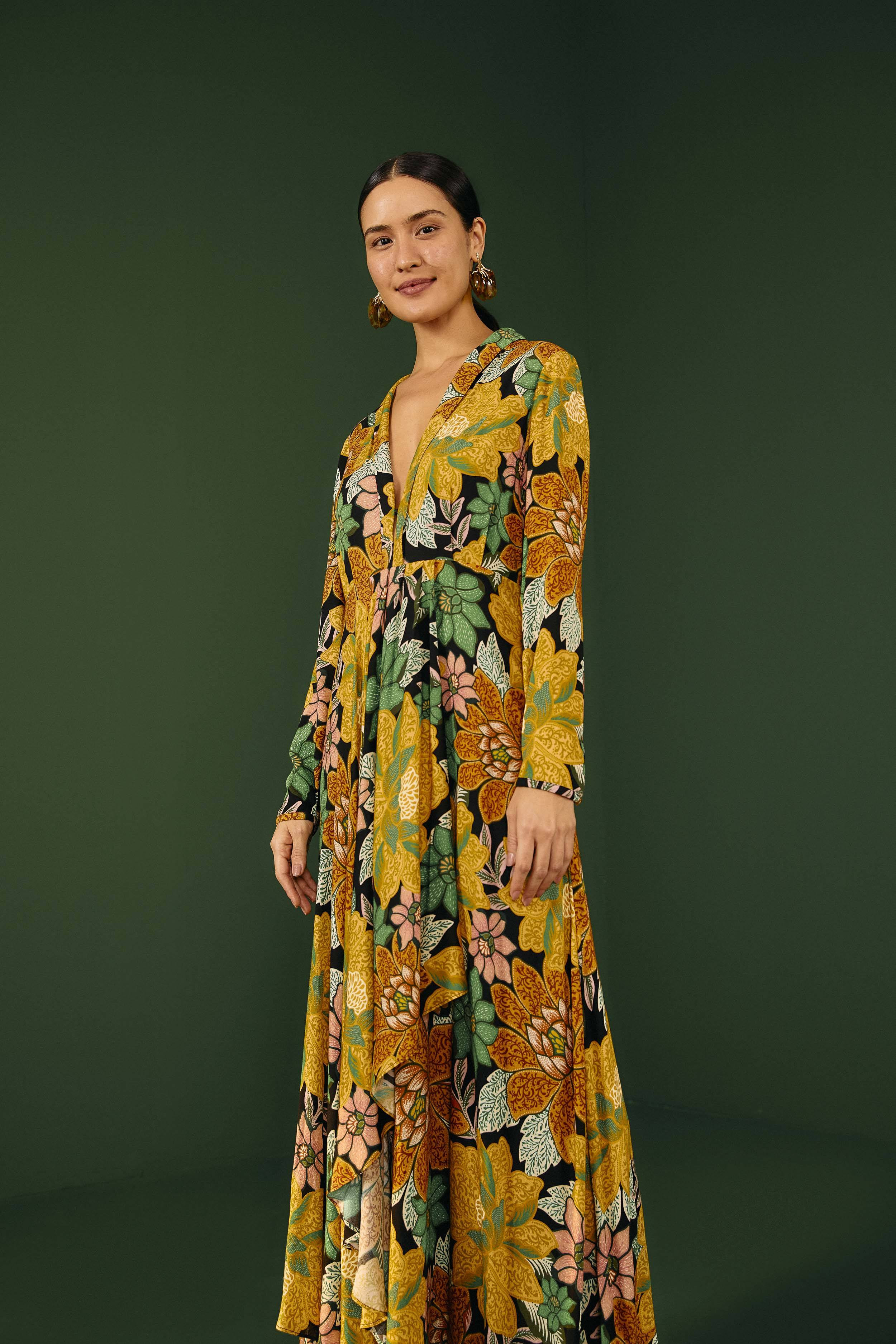 Black Garden Long Sleeve Maxi Dress | FarmRio (US)