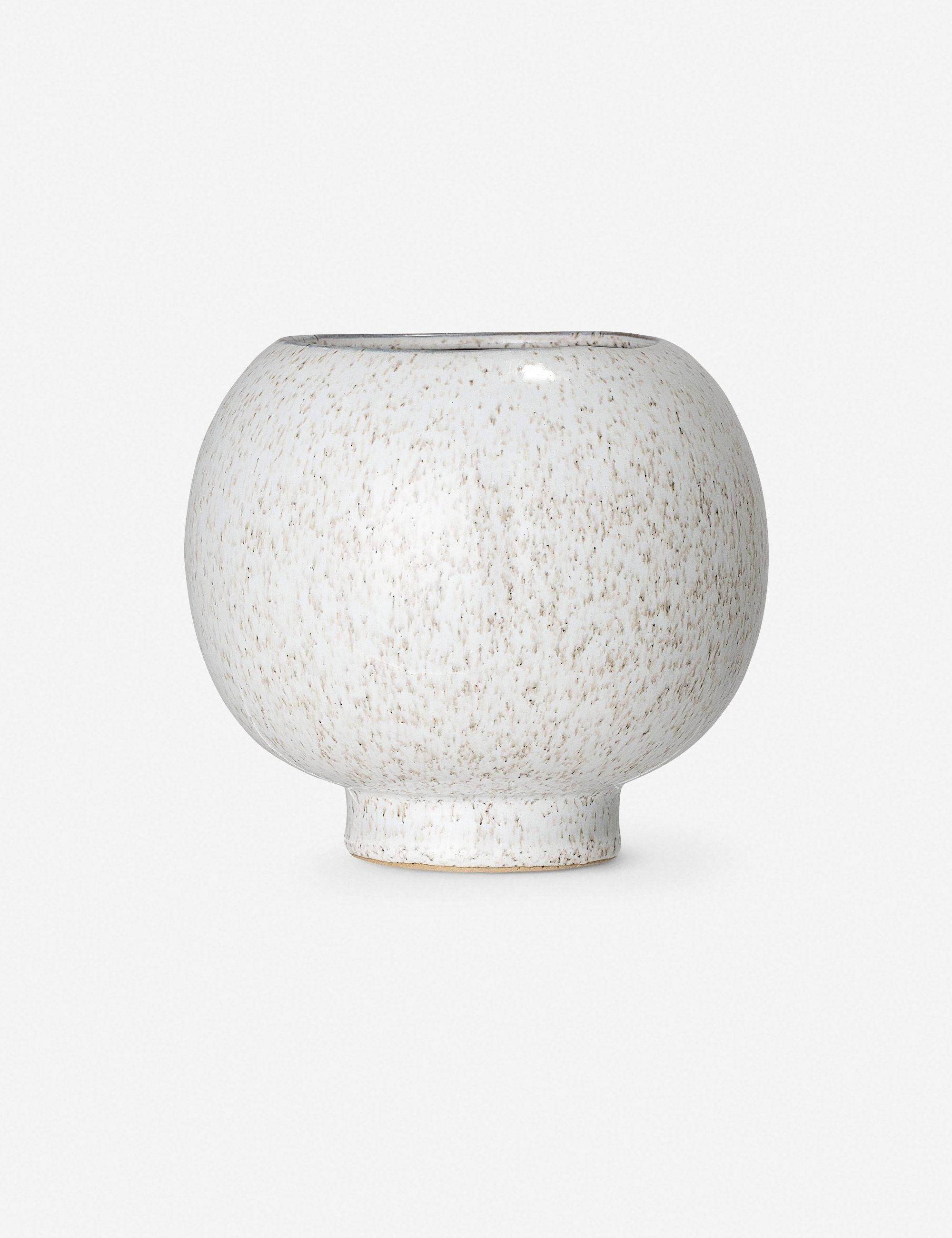Sandrina Vase, White | Lulu and Georgia 