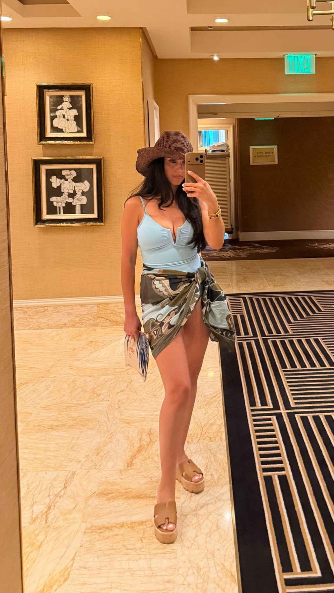 Las Vegas pool day! 

Swimsuit: small 


Monday swimwear | amazon fashion | Hermes | Pucci | Rita salmo | petite fashion

#LTKOver40 #LTKPetite