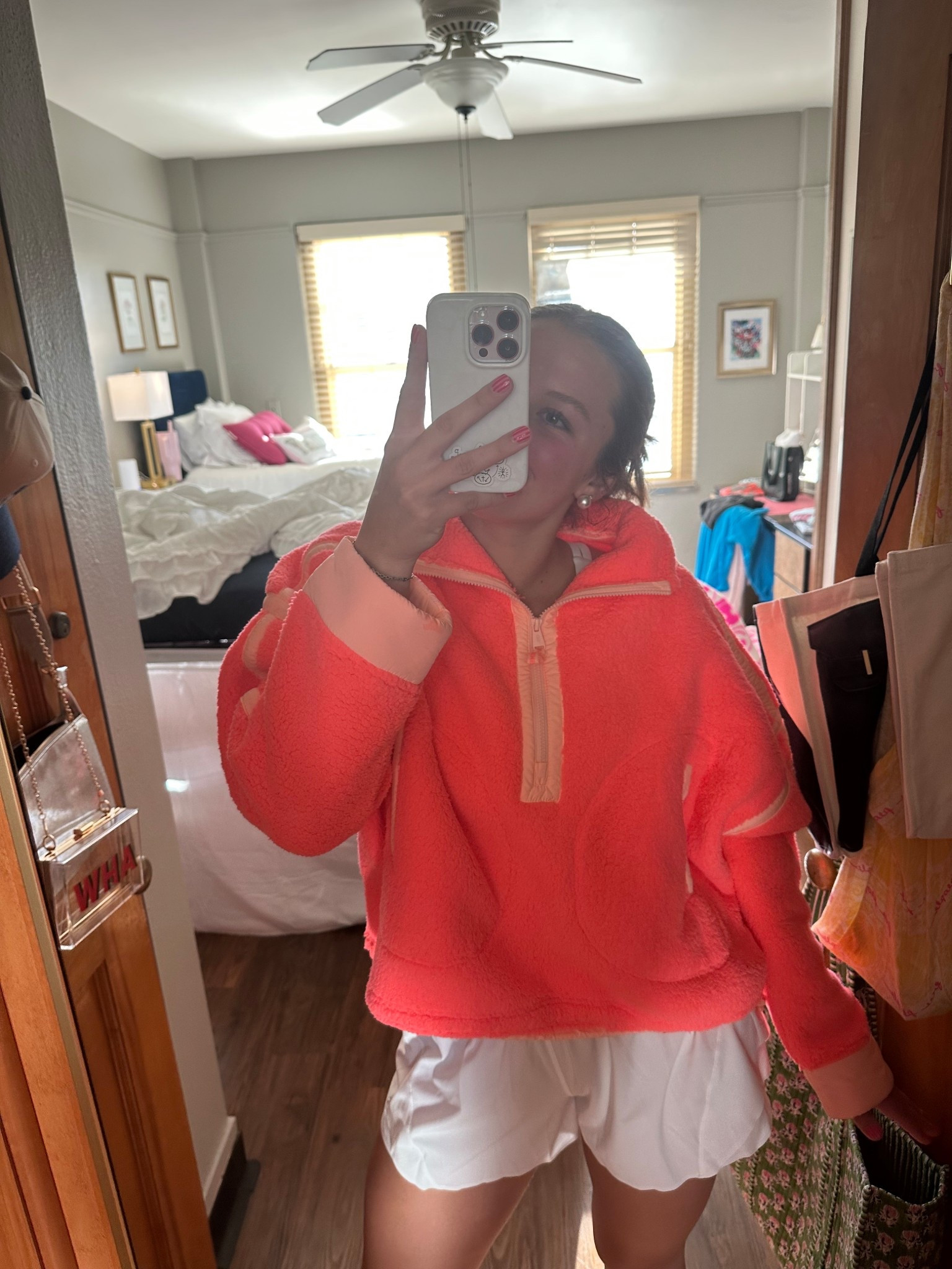 LOVE this pullover!!! size xl in the pullover and medium in the shorts

#LTKActive #LTKfitnessgoals #LTKdayinmylife