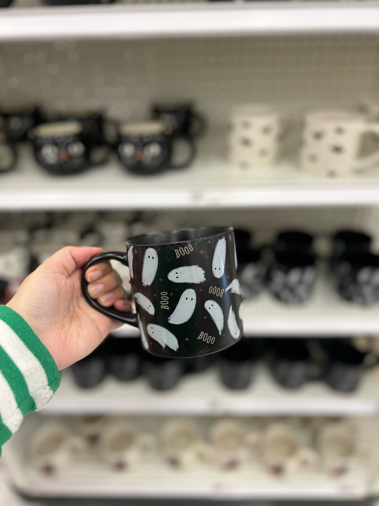 $5 mugs 

16oz Halloween Stoneware Mini Ghost/ Boo Print Mug Black - Hyde & EEK! Boutique

#LTKSeasonal #LTKHalloween #LTKHome