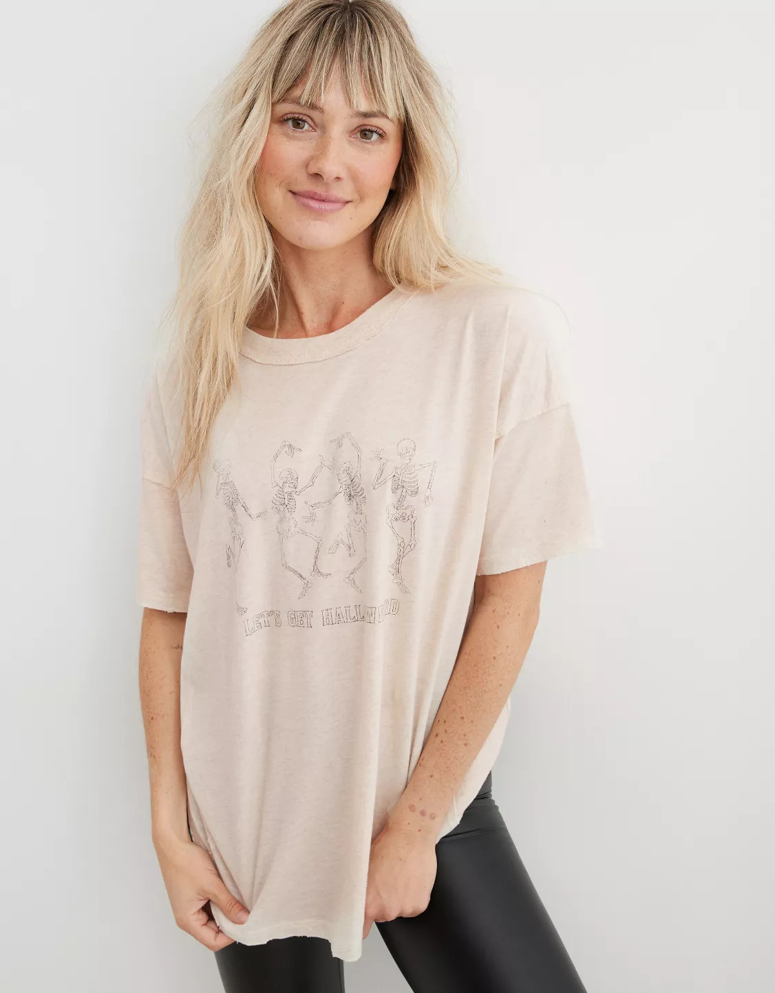 Aerie Crewneck Graphic Oversized Boyfriend T-Shirt | Aerie