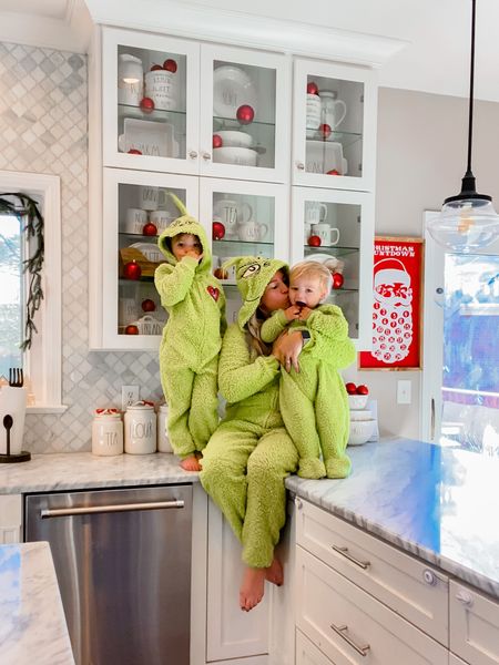 Matching family Grinch Christmas pajamas! #walmartfinds #walmartfashion