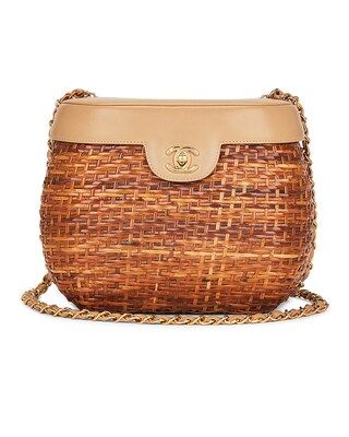 FWRD Renew Chanel Vintage CC Wicker Basket Bag in Beige | FWRD | FWRD 