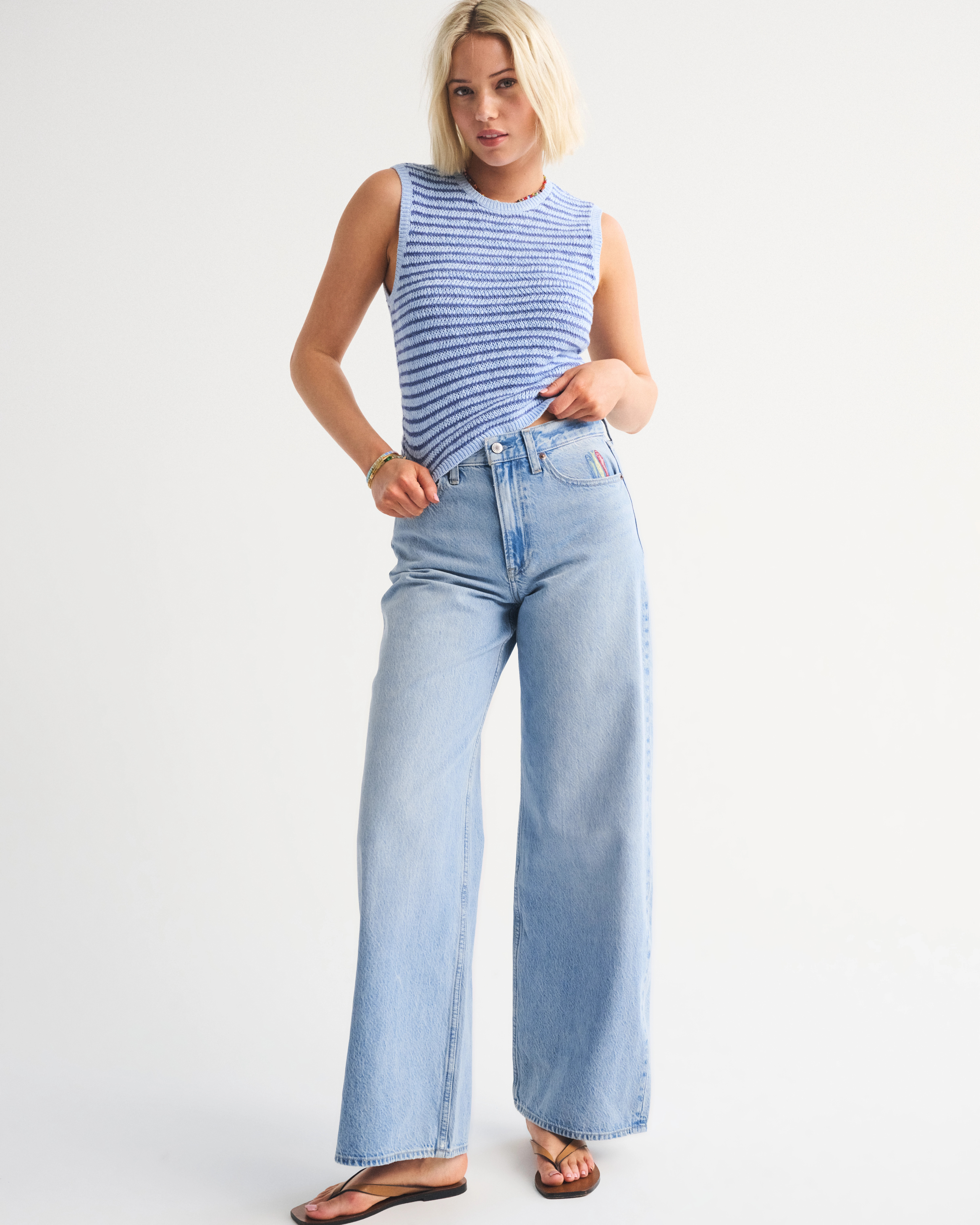 High Rise Wide Leg Fish Embroidered Jean | Abercrombie & Fitch (US)