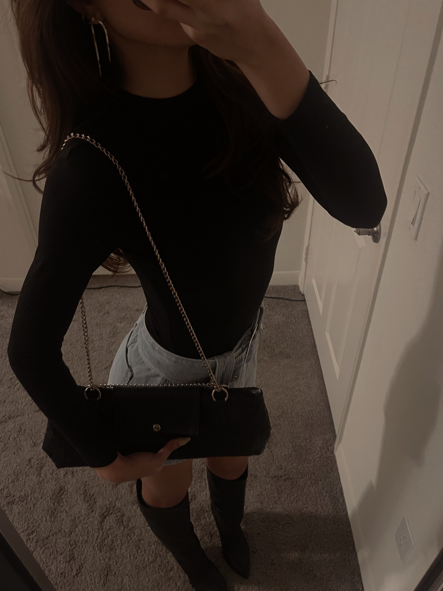 Proof that basics never fail, even as the seasons change 🖤

A black long-sleeve top, denim mini skirt, and knee-high boots make the perfect everyday uniform. Linking several options here!

#LTKSeasonal #LTKHoliday #LTKootd