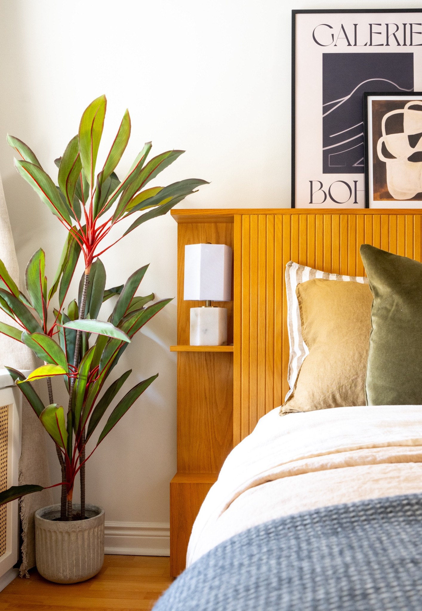 Ambient lighting for your bedroom!

#LTKHome #LTKSaleAlert #LTKStyleTip