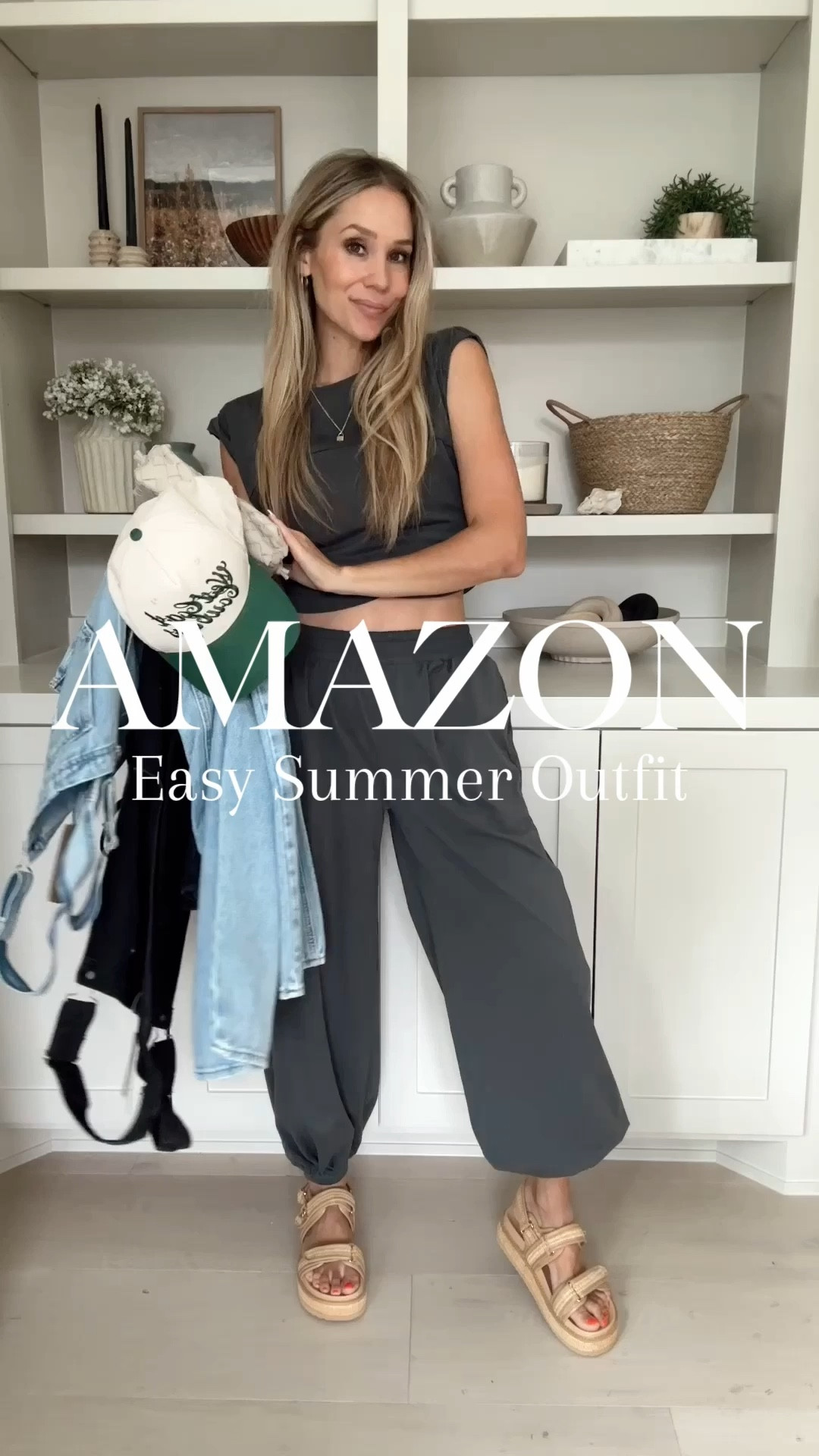 Cutest Levi Overalls from Amazon! Size small / tts / size: 4 / 5’5"