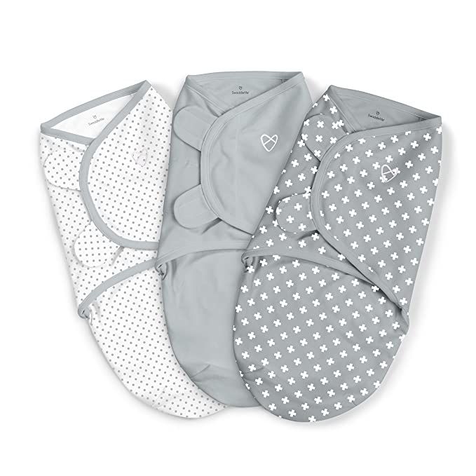 SwaddleMe Original Swaddle - Size Small/Medium, 0-3 Months, 3-Pack (Criss Cross Polka Dot) Easy t... | Amazon (US)