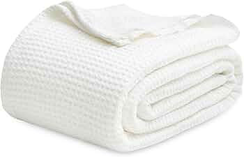 Bedsure 100% Cotton Blankets King Size for Bed - Waffle Weave Blankets for Summer, Lightweight an... | Amazon (US)