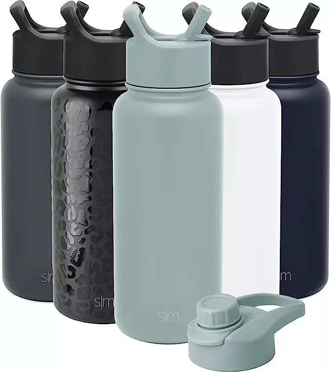 Simple Modern Water Bottle with Straw and Chug Lid Vacuum -Sea Glass Sage