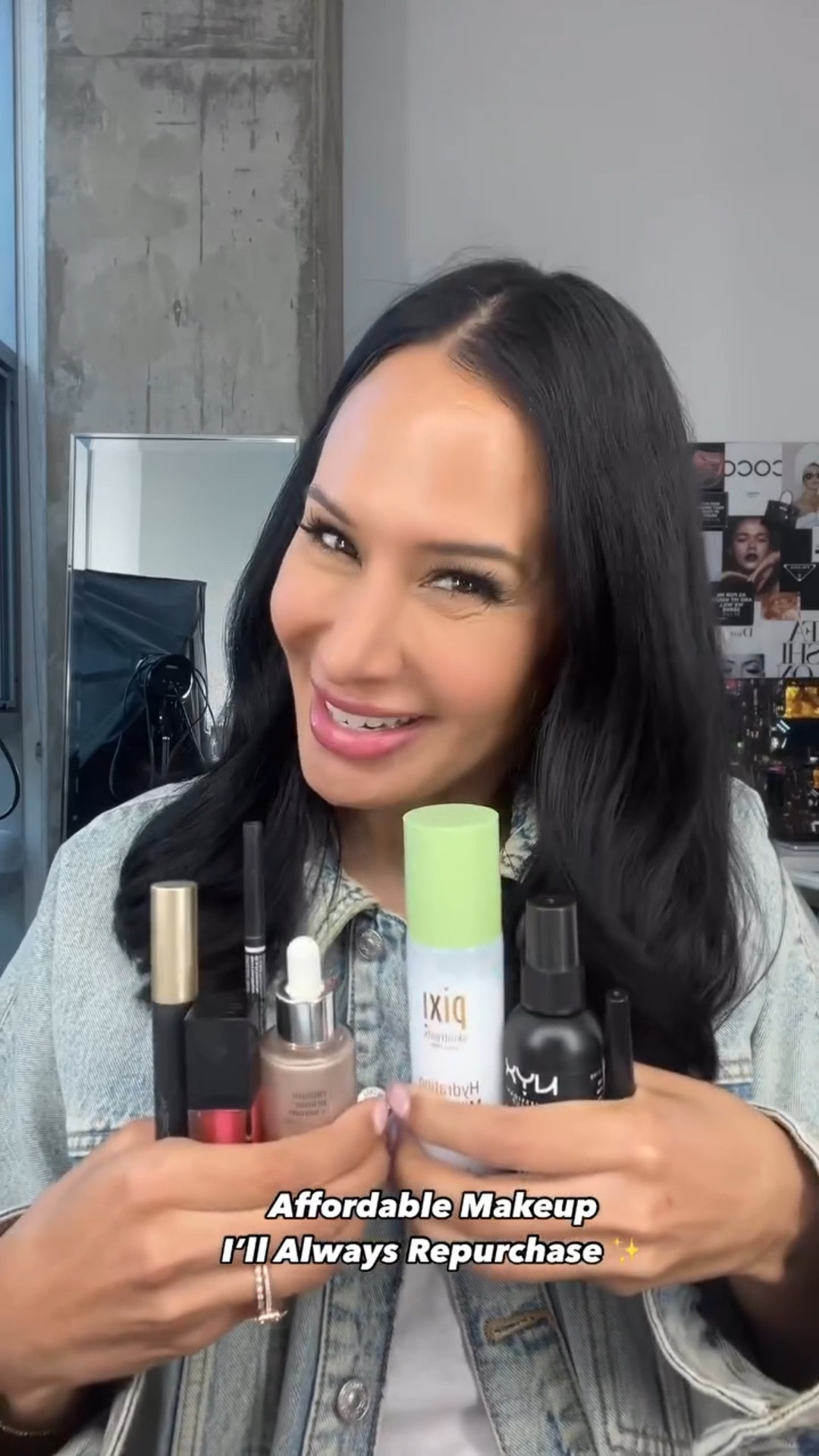 Affortable makeup I’ll always repurchase ✨

Products Mentioned:
Hydrating Mist - Pixi Beauty
Radiant Primer + Serum - Neutrogena
Mascara - L’Oréal
Micro Brow Pencil - NYX Cosmetics
Lip Oil - e.l.f. cosmetics
Liquid Liner - L’Oréal
Setting Spray - NYX Cosmetics

#LTKFindsUnder50 #LTKBeauty #LTKStyleTip