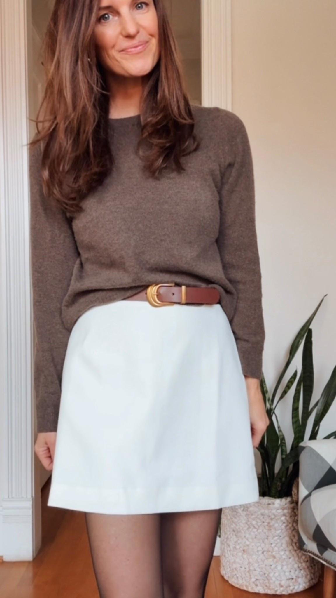 Thanksgiving outfit chocolate brown sweater outfit cute fall outfits chic mom outfit ideas sweater gift ideas 

#LTKGiftGuide #LTKOver40 #LTKSeasonal