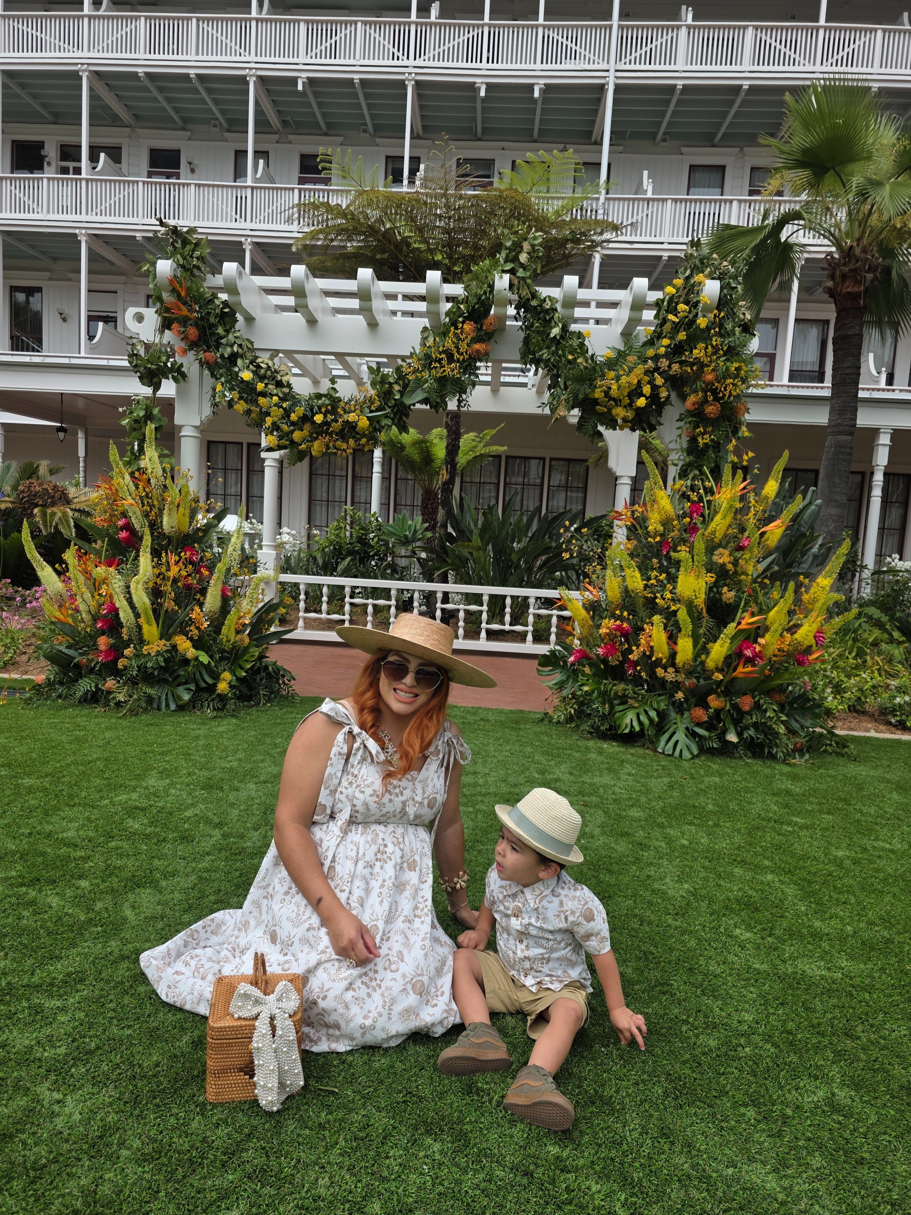 Boy mom 

#LTKSeasonal #LTKStyleTip #LTKKids