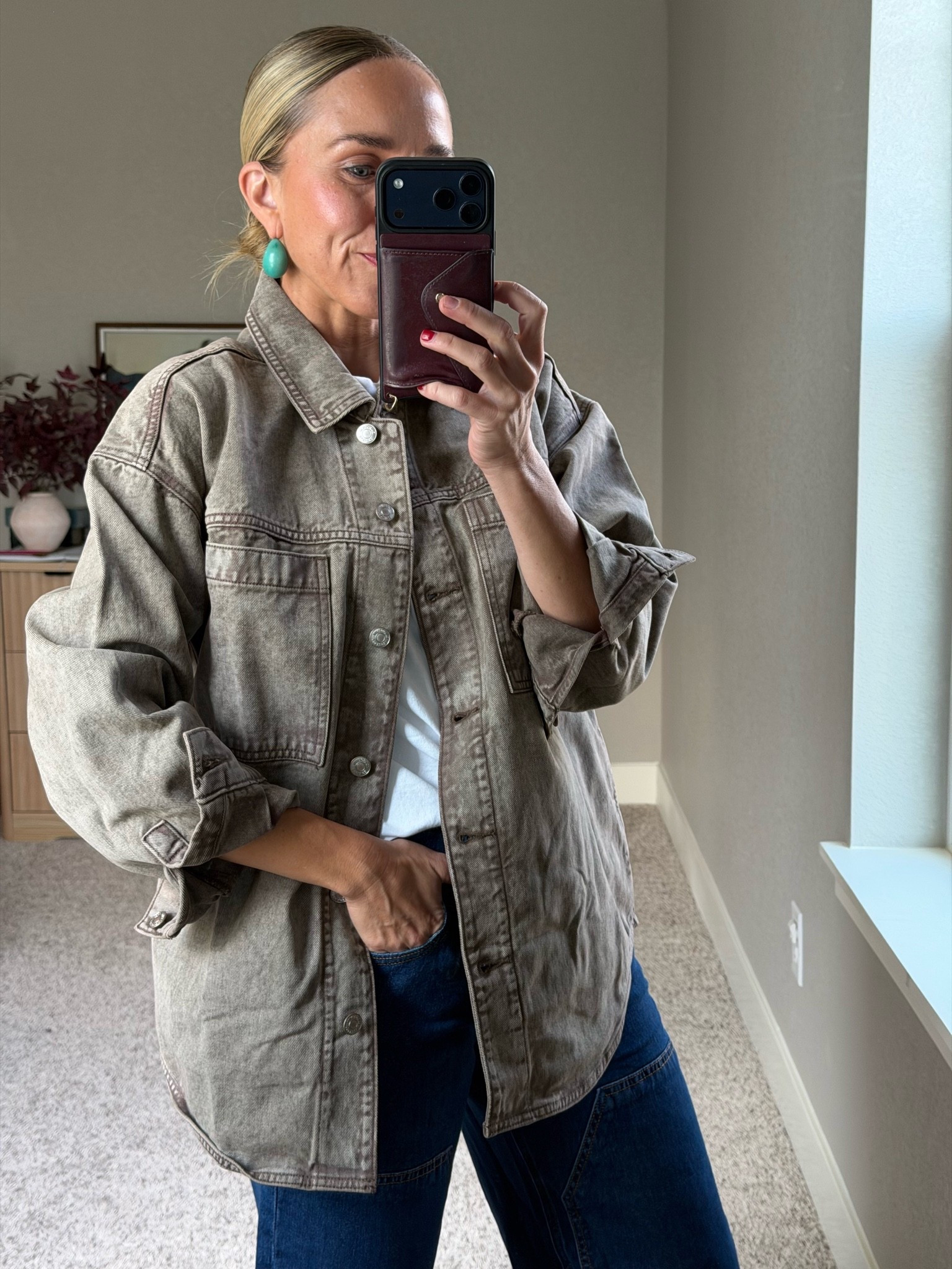 Absolutely obsessed with this outfit! 

I am a size small top and 2 or 26 bottoms.

#LTKgrwm #LTKmomlife #LTKootd