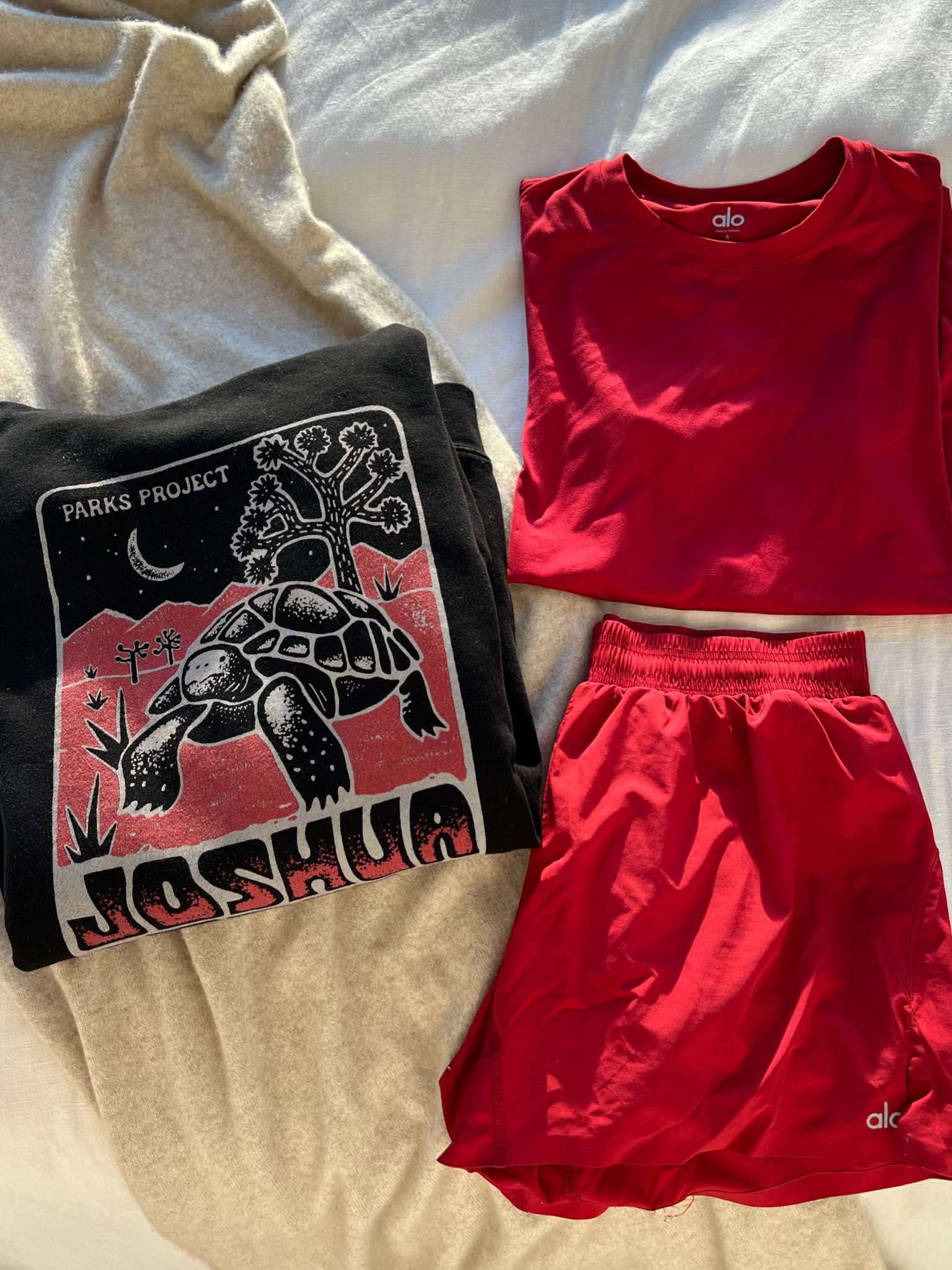 winter trail walk outfit ✨

#LTKfindsunder50 #LTKGiftGuide #LTKfitness