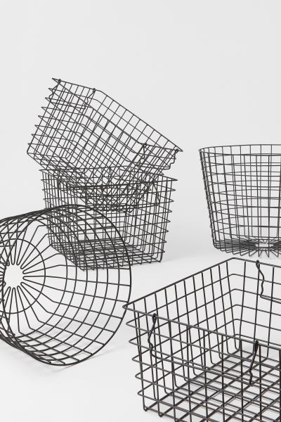 Round Metal Storage Basket | H&M (US + CA)