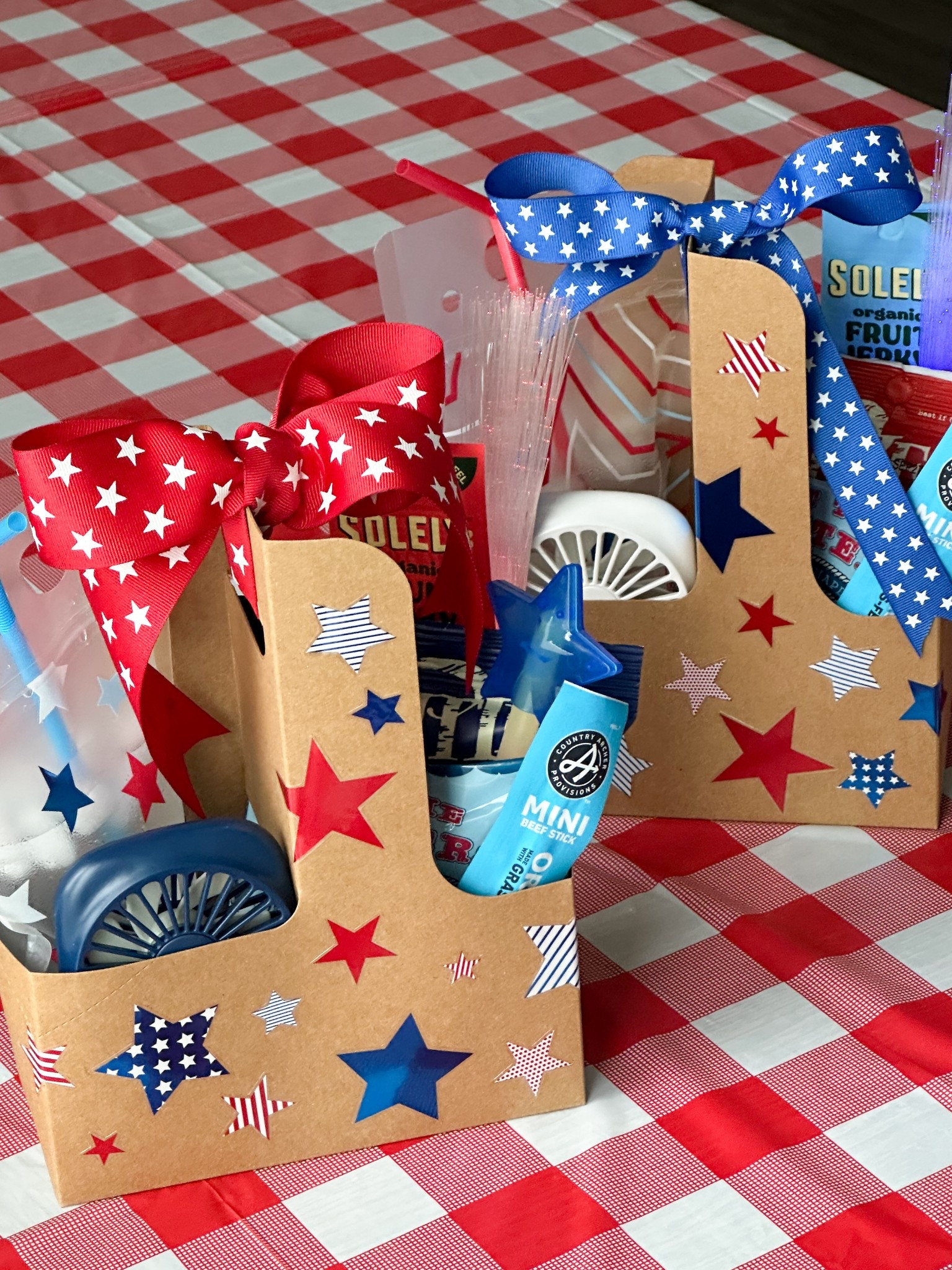 Love love how these Fourth of July snack holders came out!!! The drink pouches are so fun and I even added some light up wands!!!! 🇺🇸

#LTKSummerEdit #LTKSeasonal