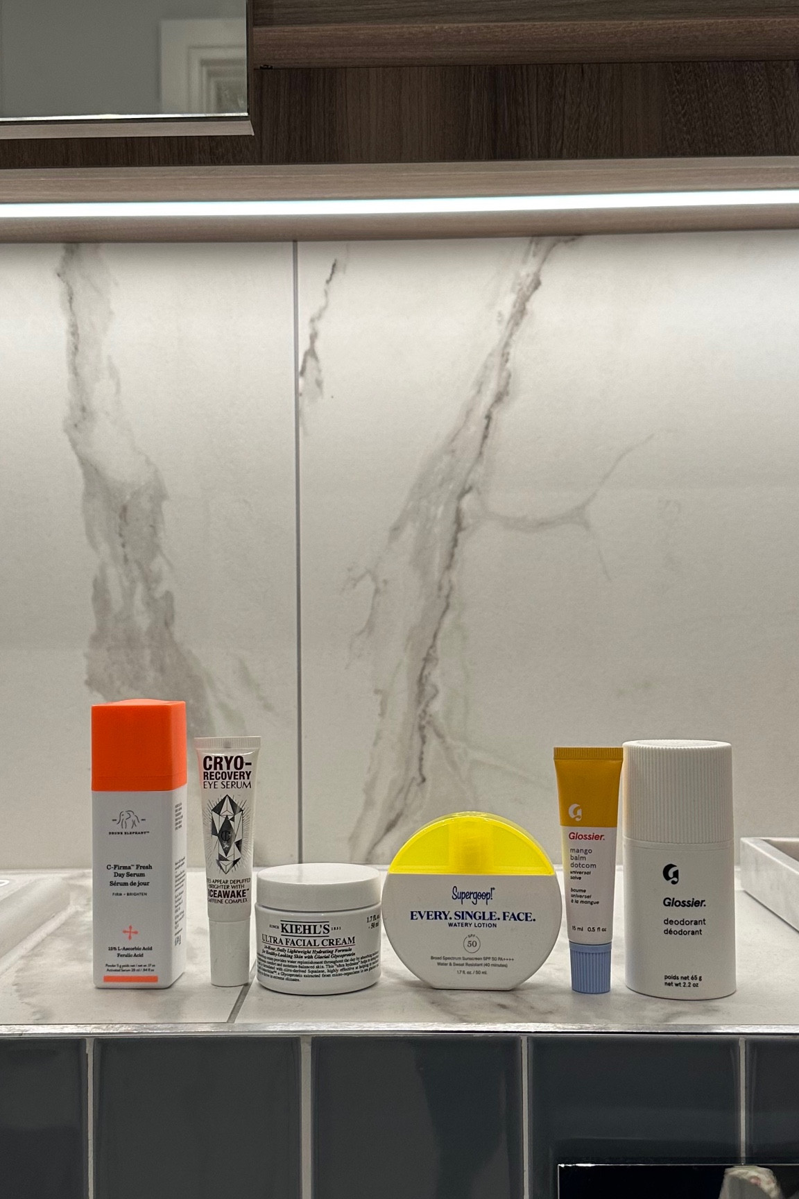 Skincare line up ✨

Natural skincare, skincare, my empties daily skincare, natural deodrant, roll on deodorant, Drunk Elephant, Cult Beauty, Charlotte Tilbury, The Ordinary, Kiehls, Supergoop! Glossier, AKT, Beauty Pie

#LTKeurope #LTKbeauty #LTKSeasonal