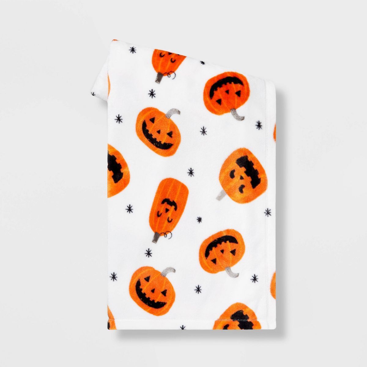 Tossed Small Jack-O-Lanterns Halloween Throw Blanket - Hyde & EEK! Boutique™ | Target