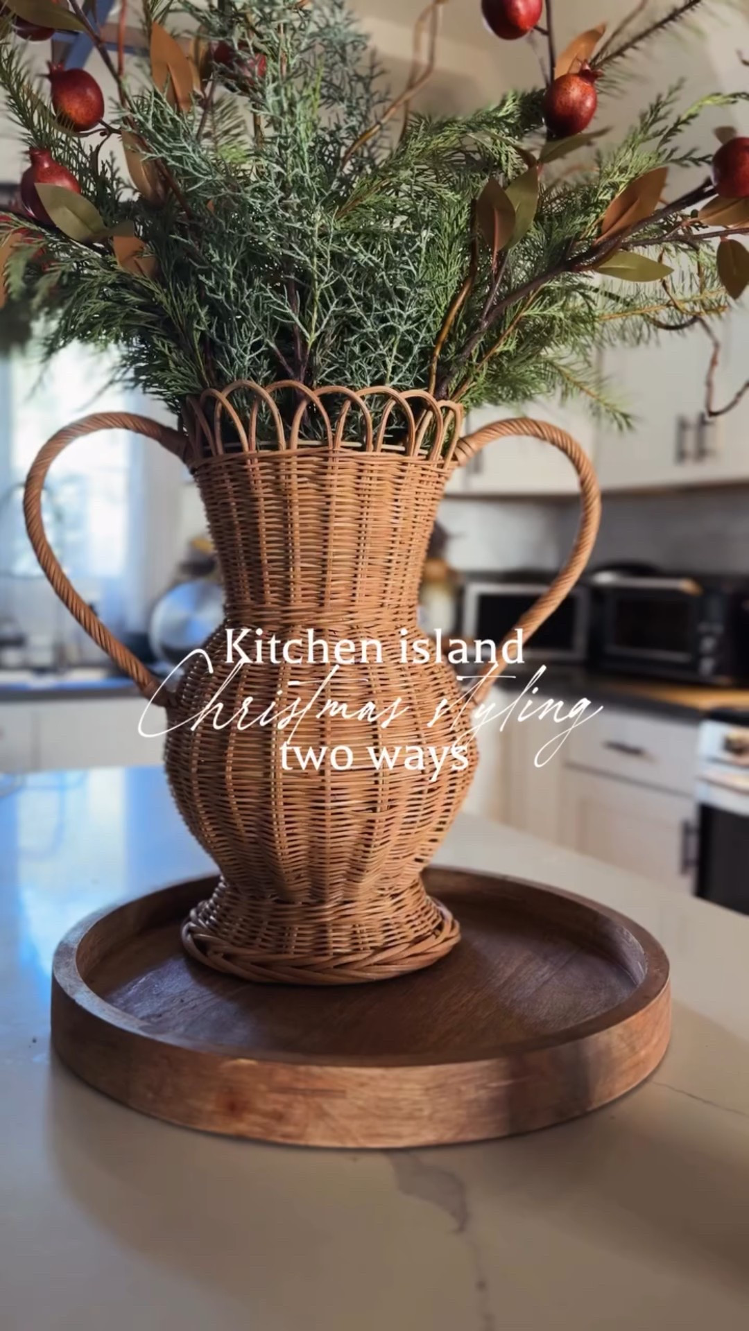 Kitchen island styling for the holidays two ways with my beautiful new candles from @lajoliemuse 

#gifted #luxurycandles #holidayhomedecor #christmashomedecor

Which Santa and candle combination do you like the best?