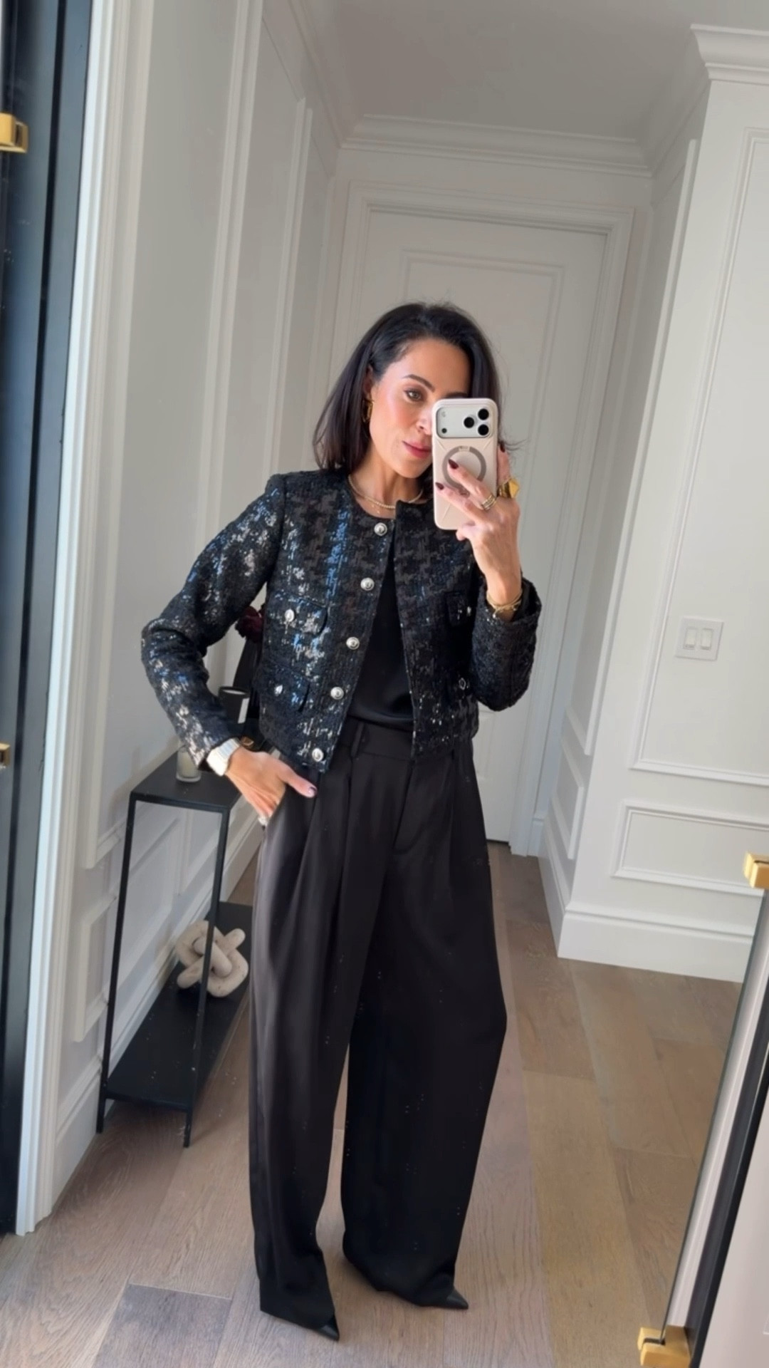 Pieces I’ll be styling all winter long from @michaelkors #michaelkors #mkpartner
Jacket XS
Coats XS
Top XS


#LTKHoliday #LTKSeasonal #LTKOver40