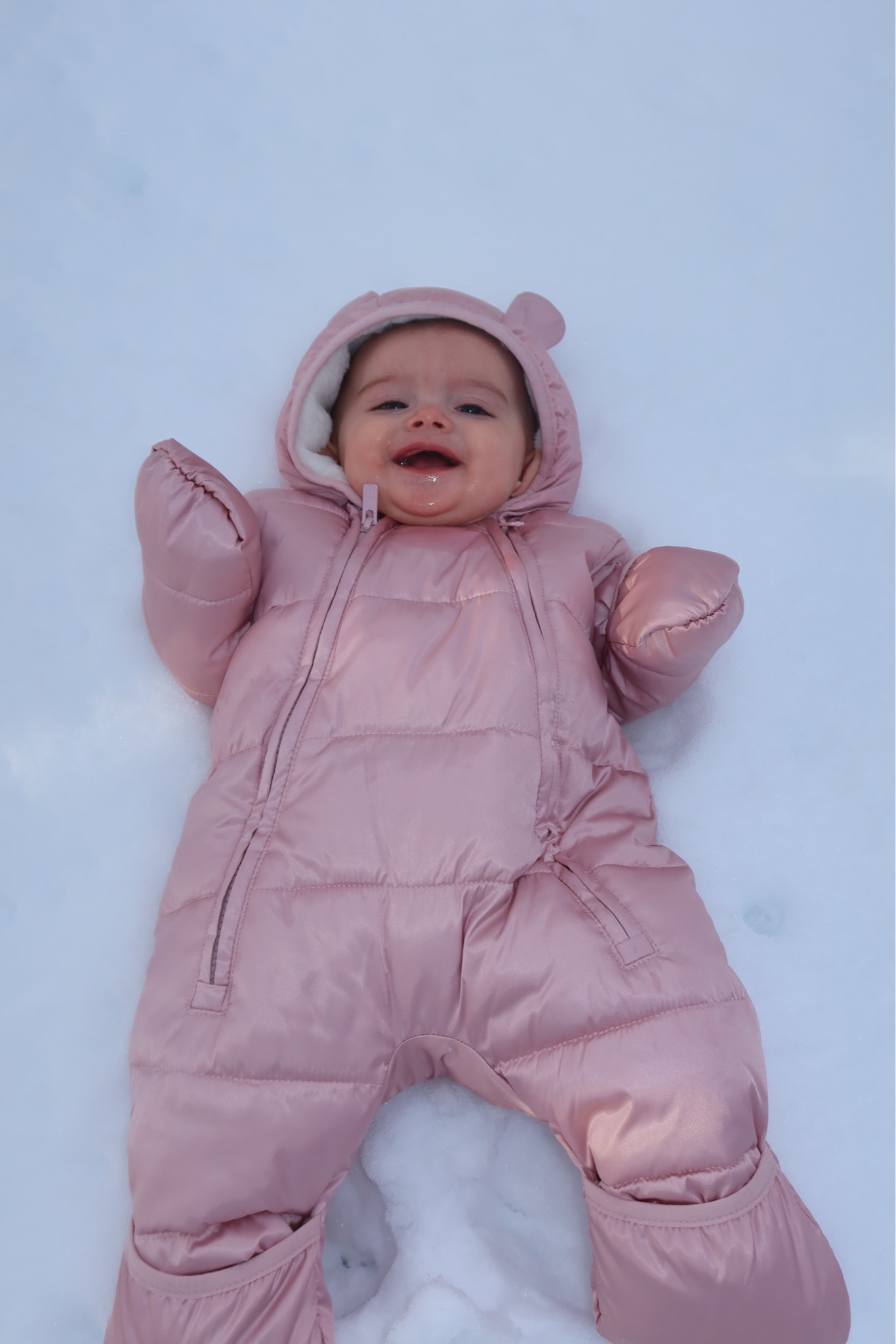 Baby snowsuit, gap baby

#LTKBaby #LTKFindsUnder50 #LTKSaleAlert