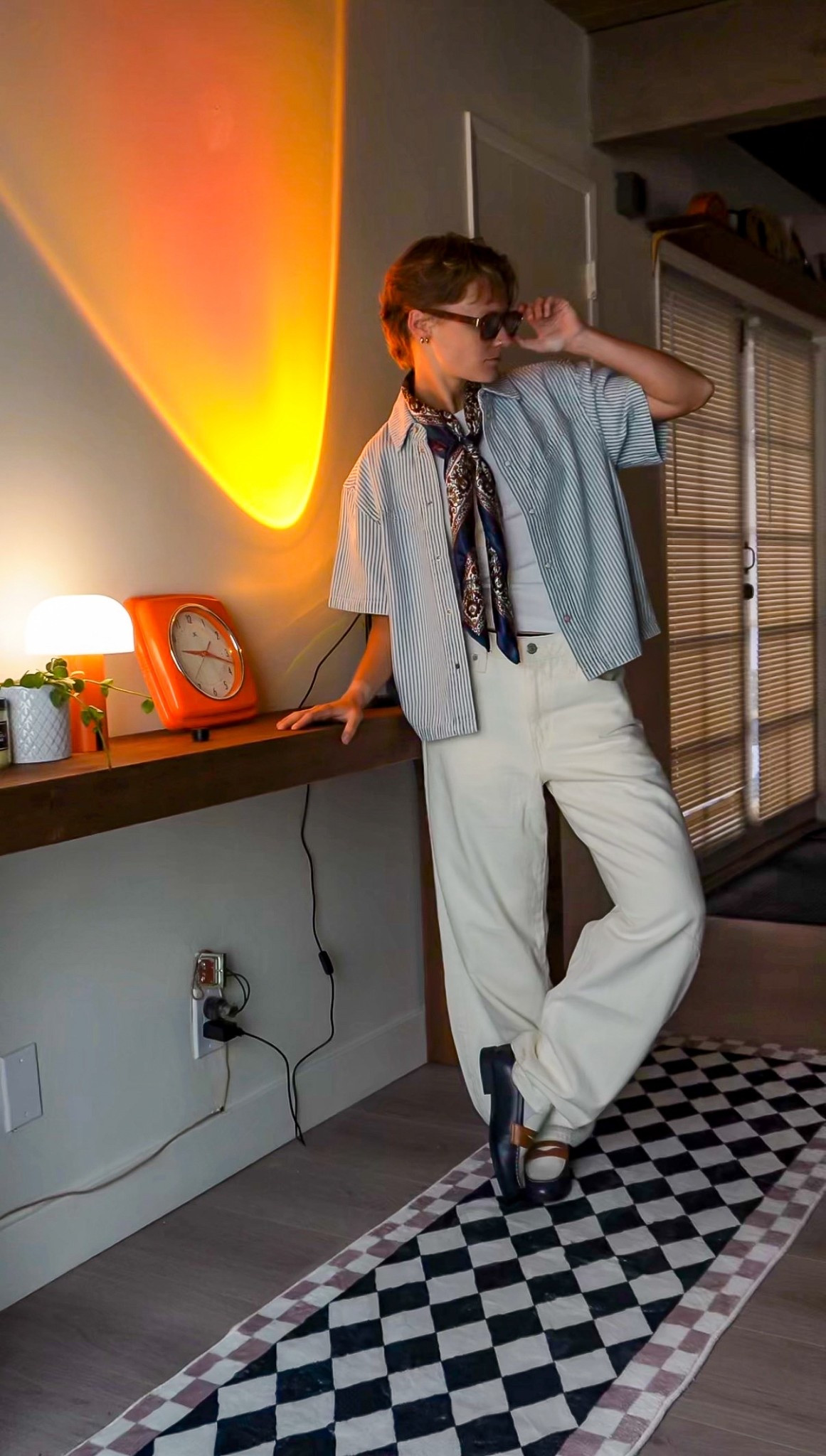 spring/summer white pants outfit 

#LTKootd #LTKSeasonal #LTKgrwm