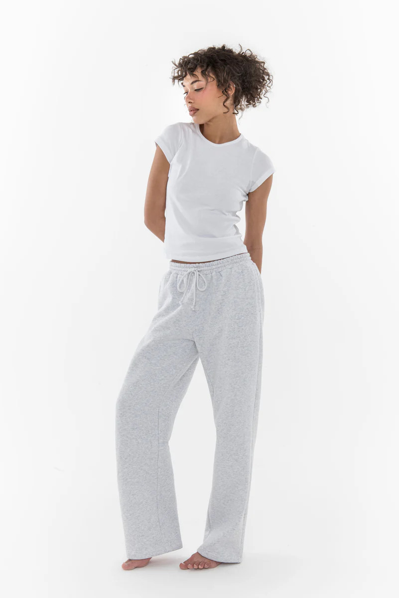 HERITAGE WIDE LEG SWEATPANTS LT HEATHER GREY | The Bar