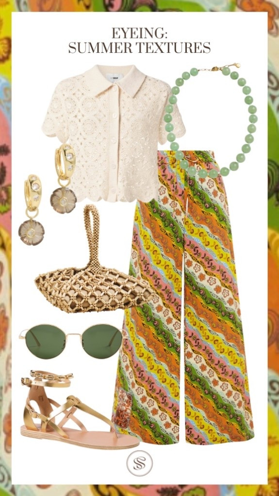Printed pant
Crochet top
Gold sandals