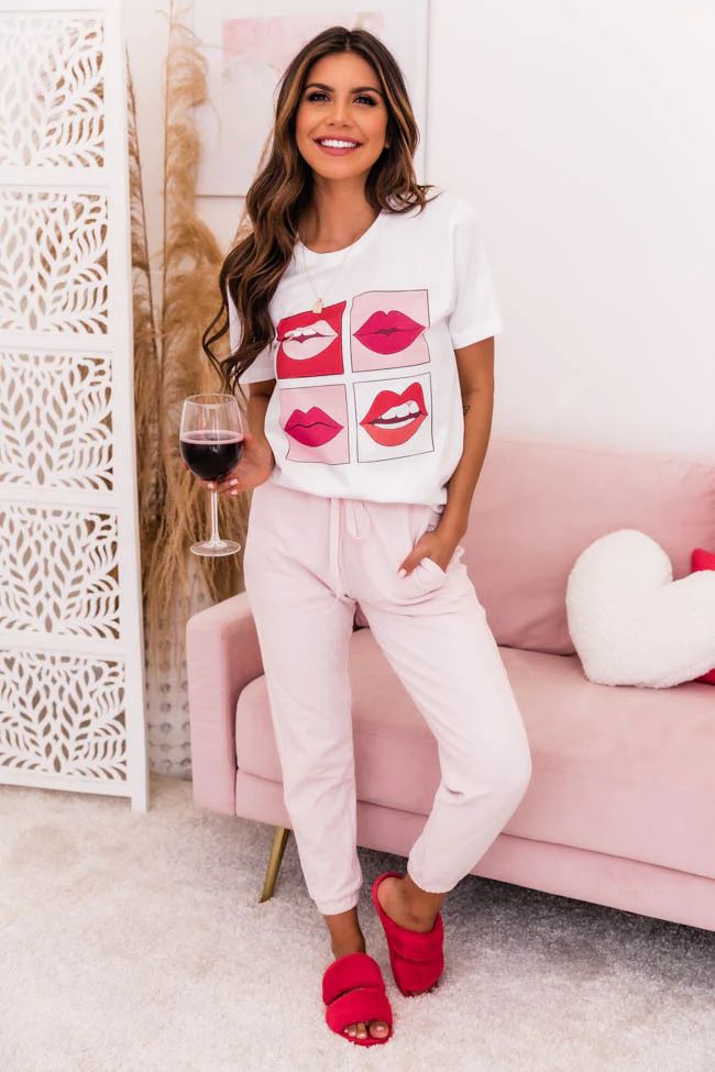 Pop Lips White Graphic Tee | Pink Lily