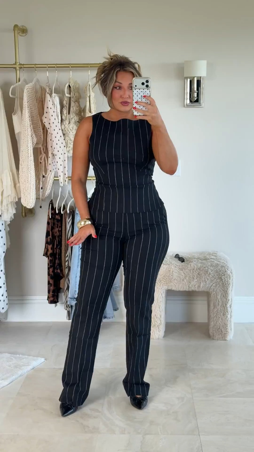 Huge haul from @Express  from the office to causal outfits and date night. 

My sizes:
office outfit I’m wearing a medium in the top and a size 10 in the pants but should have sized up in the pants.

#LTKootd #LTKgrwm #LTKMidsize

#LTKootd #LTKWorkwear #LTKMidsize