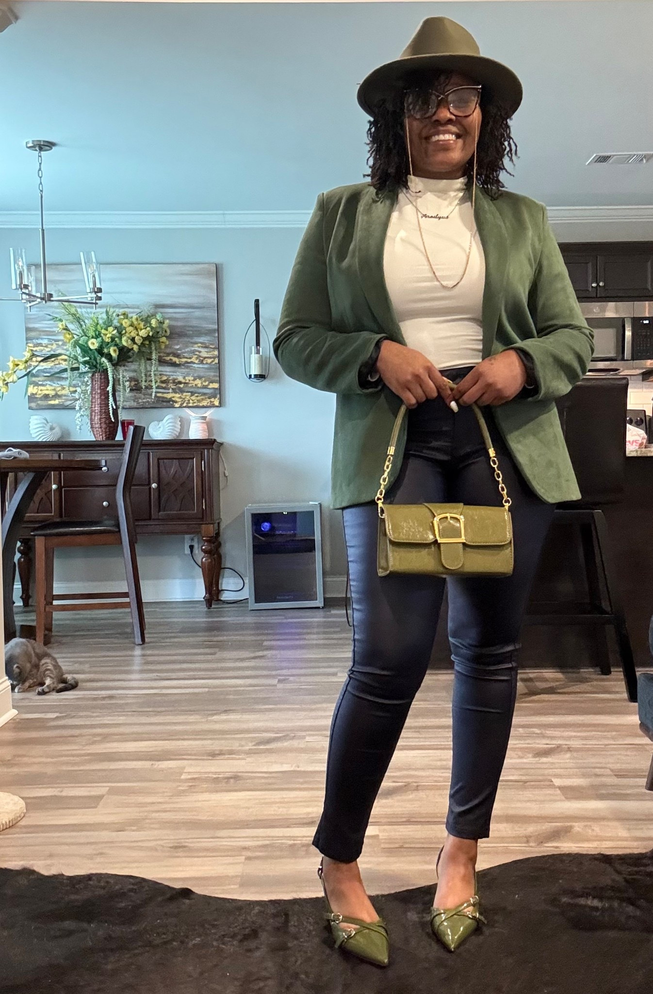 Top & Blazer are a L
Pants are an XL ( I could’ve sized down)


#LTKOver40 #LTKWorkwear #LTKStyleTip