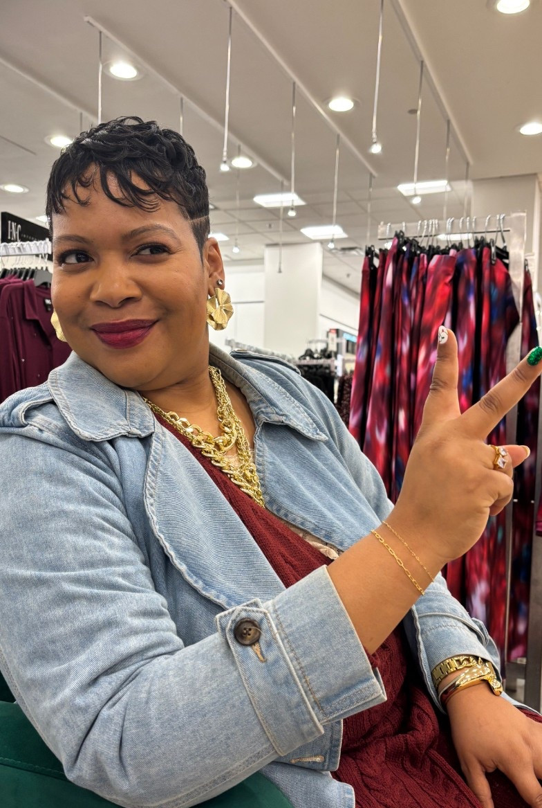 I love a natural, every day lash and bold lip! Sometimes less is more. Kiss lashes, false lashes, kiss lash glue, black lash glue, Mac nightmoth lip liner, The Lip Bar Bawse lady lip matte, bold red lip. 

#LTKselfcare #LTKdayinmylife #LTKBeauty