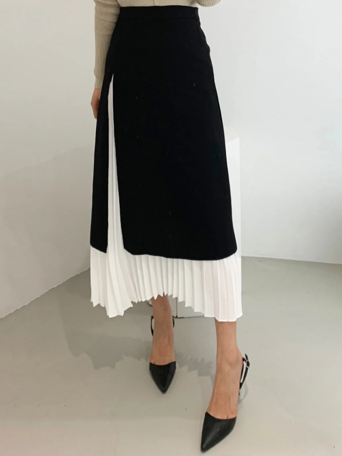 Two Tone Pleated Long Skirt | Commense