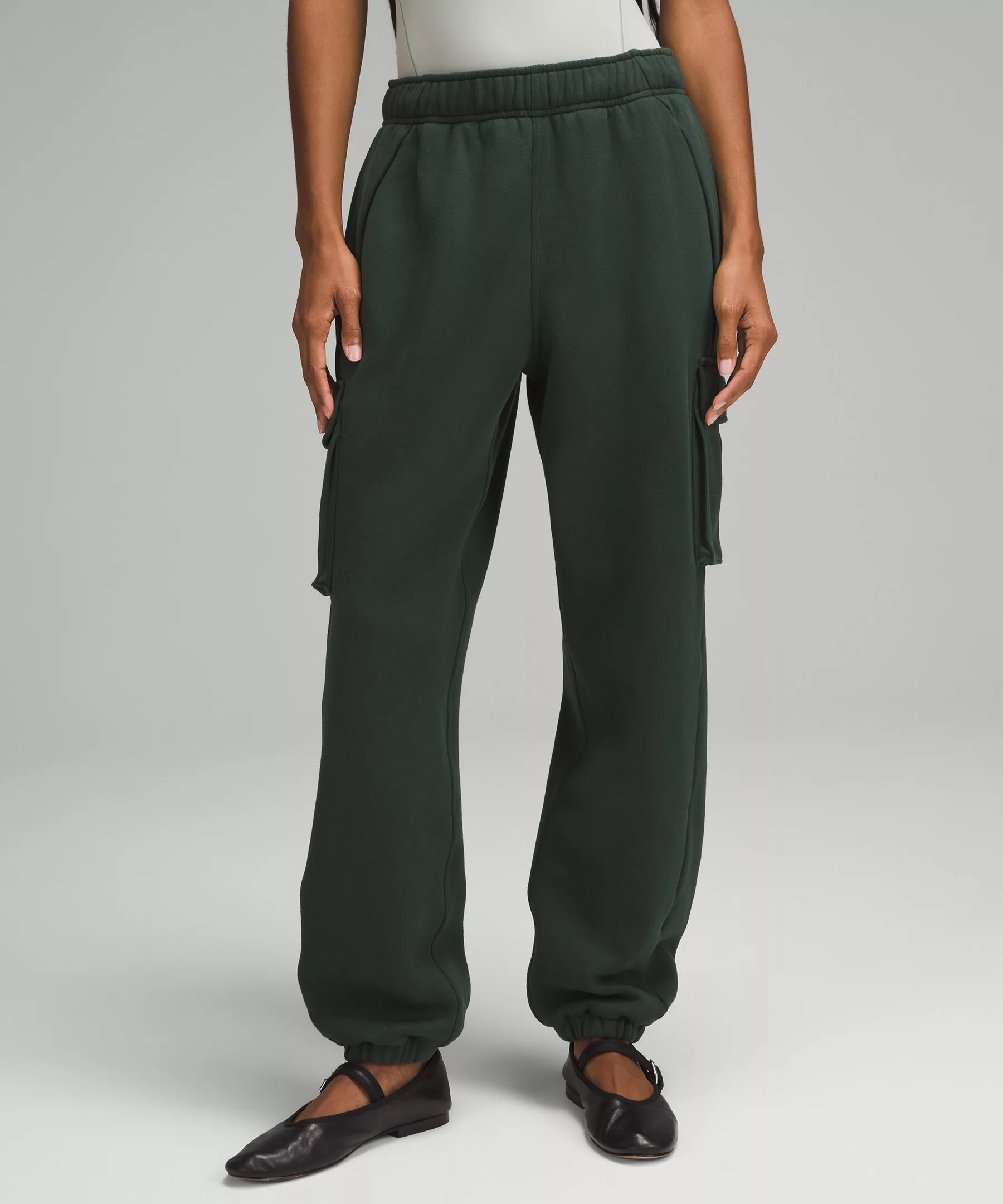 Scuba Mid-Rise Oversized Cargo Jogger *Regular | Women's Joggers | lululemon | Lululemon (US)