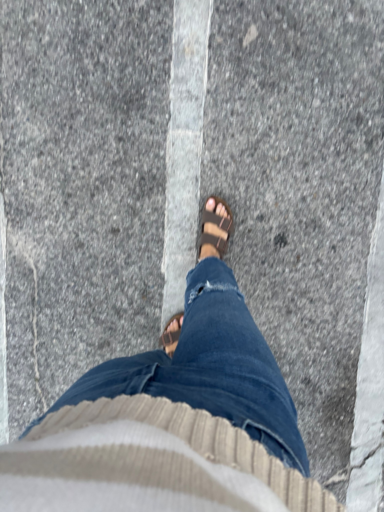 I’m not a regular mom. I’m a cool mom. 🤣 I cut these Paige jeans from their initial length for my 5’1 height. Looks like this specific cut is sold out so I linked similar!

#LTKPetite