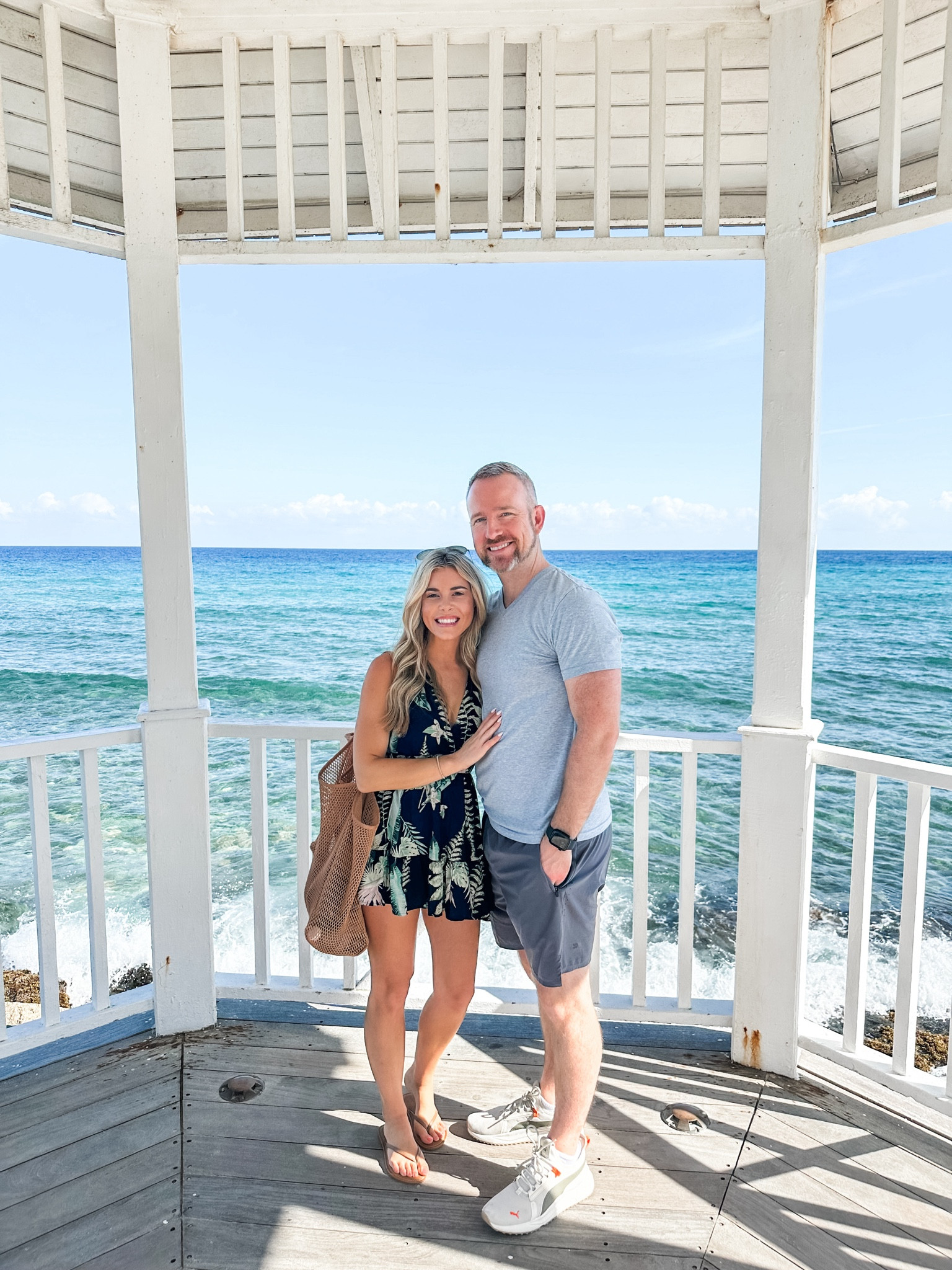 Vacation dress 🌴

Swimsuit coverup dress, petite resort wear, petite dress, vacation outfits, spring break outfits, spring dress, summer dress, short dress, date night outfits, beach dress

#LTKfindsunder50 #LTKtravel #LTKswim

#LTKPetite