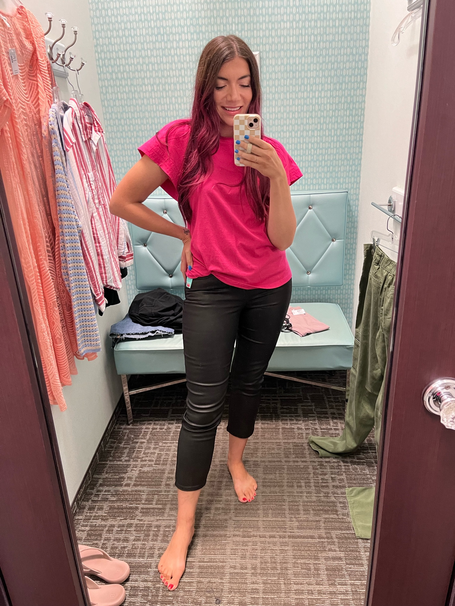 Super cute outfit for a girls day/night out! Shiny black legging/pant that almost look like faux leather and a bright pink top with flutter sleeves! 🦋 

#LTKsummer #LTKsale #LTKcanada