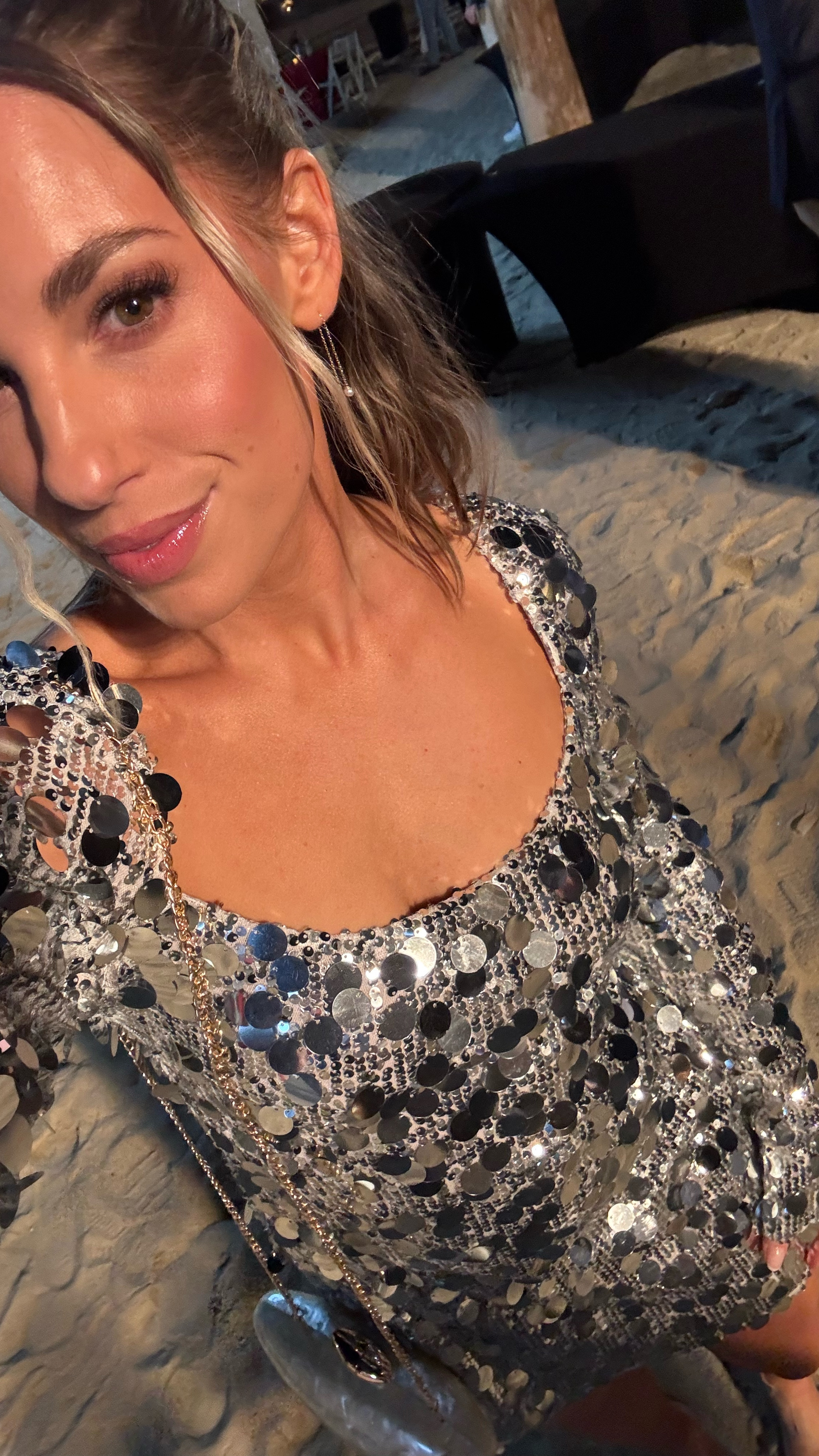 GRWM IN VEGAS, night one : hair & outfit🪩

#LTKWatchNow #LTKFindsUnder100 #LTKBeauty