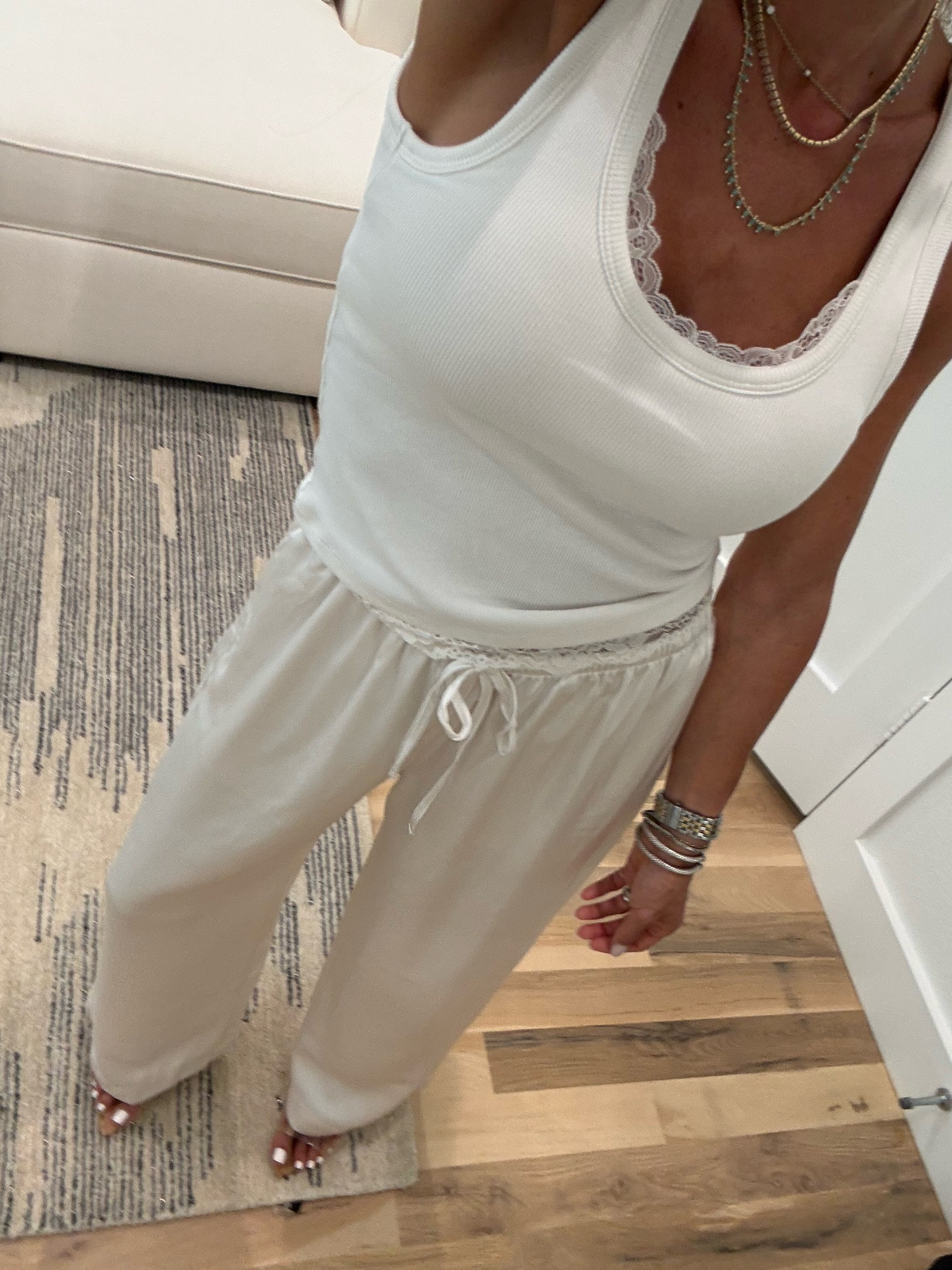 Satin pants petite friendly size xxsp

#LTKSaleAlert #LTKActive