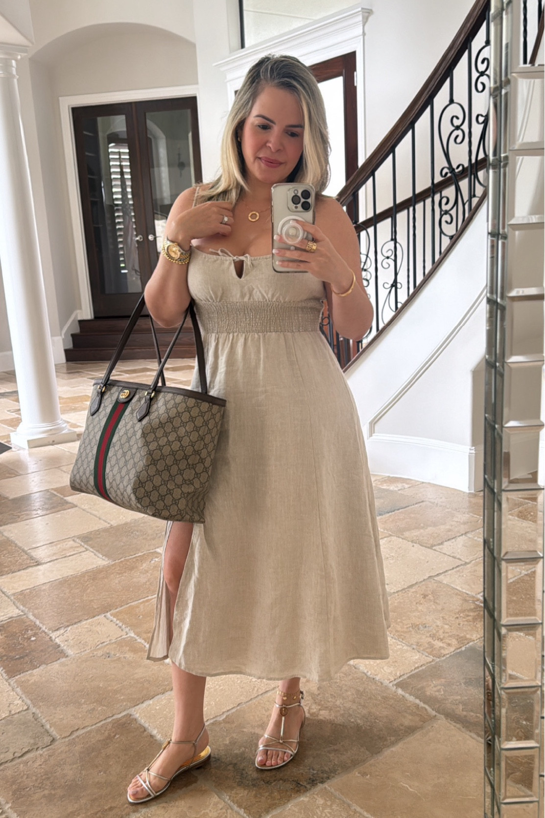 #ootd Vestido de Lino y cartera Gucci

Vestido Talla S

#LTKStyleTip #LTKBeauty