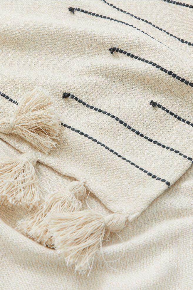 Cotton-blend blanket | H&M (UK, MY, IN, SG, PH, TW, HK)
