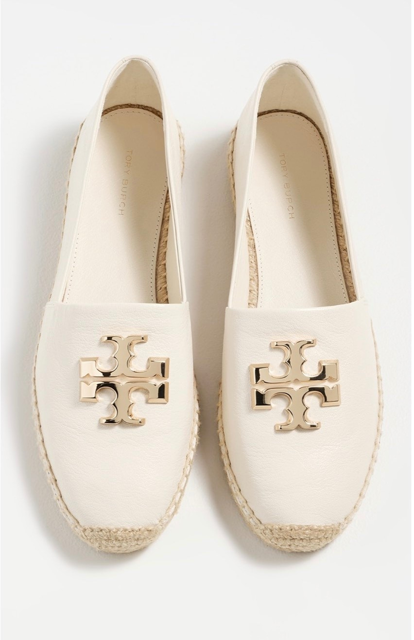 Tory Burch
Eleanor Espadrilles


#LTKTravel #LTKWorkwear #LTKSeasonal