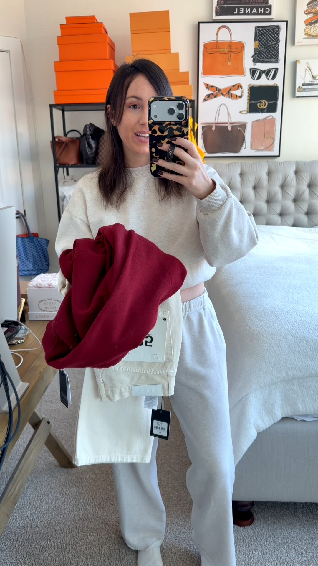 Redone x hanes sweatshirt with redone jeans. These jeans fit so well!!




#LTKFindsUnder100 #LTKootd #LTKSeasonal