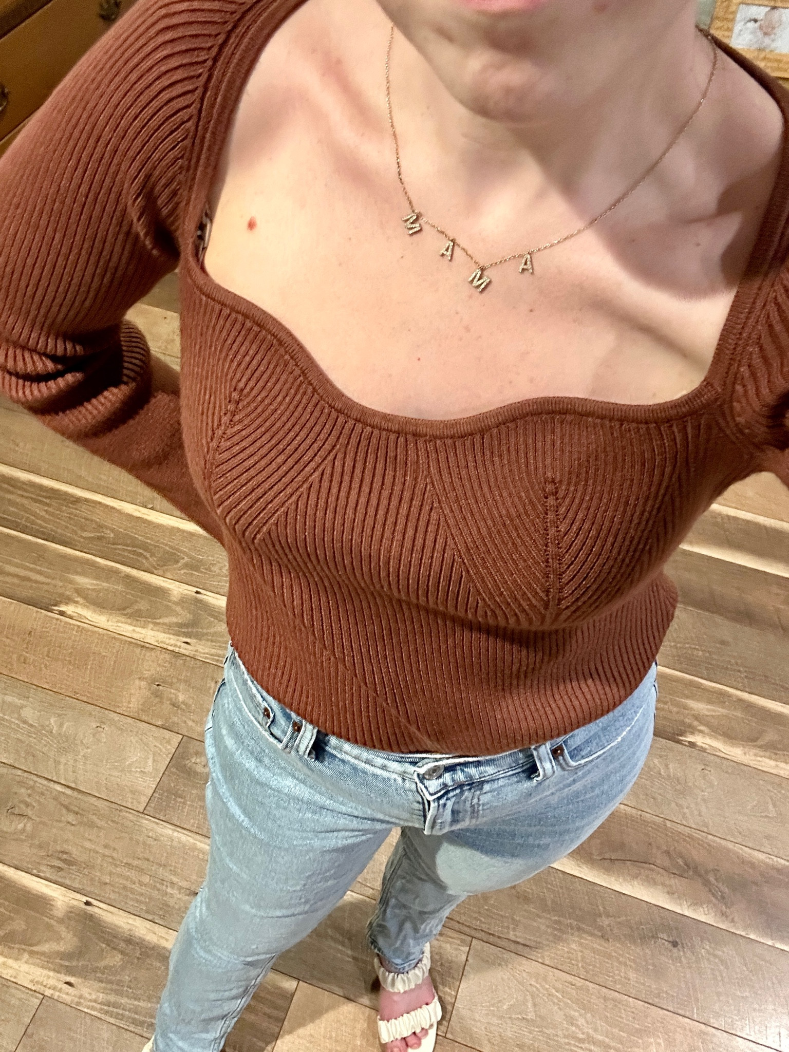 Sweater top with a sweetheart neckline. This comes in a variety of colors. This is such a rich brown and it showed that on the site as well so I am happy with the color for sure! Not my usual choice but it’s good to switch things up every once in awhile.

#LTKstyletip #LTKSale #LTKFind